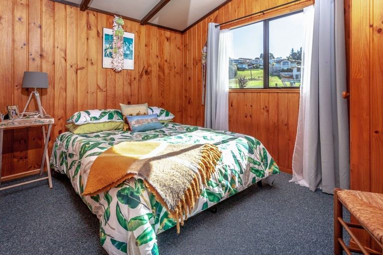 Photo of property in 223 Paku Drive, Tairua, 3508