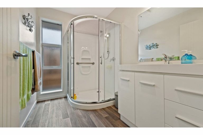 Photo of property in 2/8 Ensors Road, Opawa, Christchurch, 8023