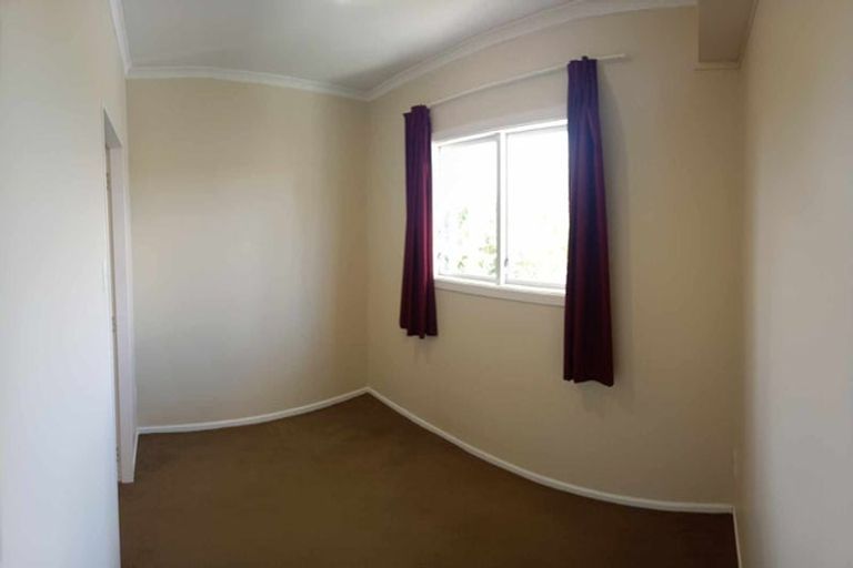 Photo of property in 115 Ohariu Road, Johnsonville, Wellington, 6037