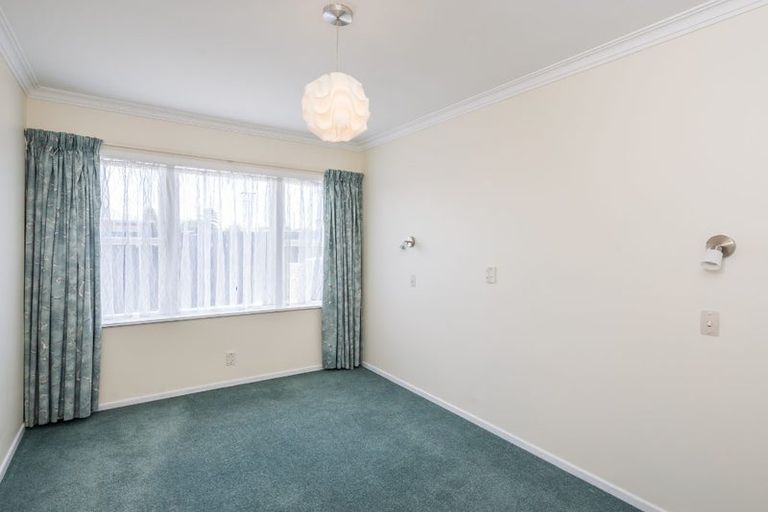 Photo of property in 1 Worcester Street, Levin, 5510