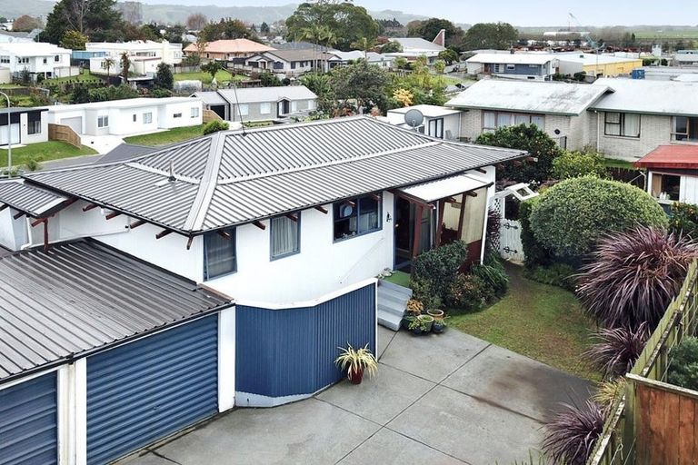 Photo of property in 39b Queen Street, Te Puke, 3119