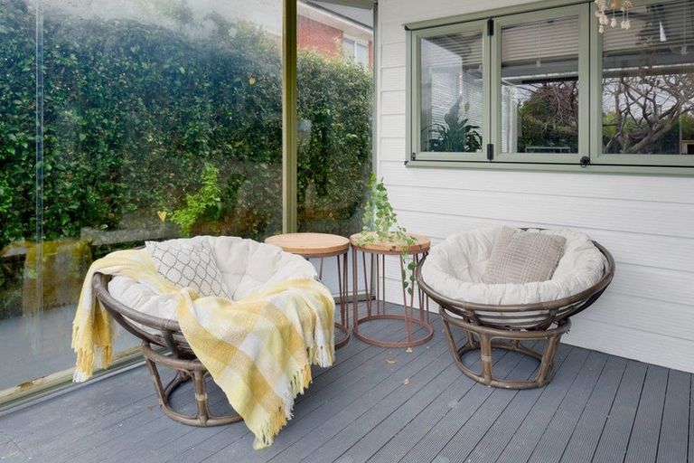 Photo of property in 1/21 Rawhiti Road, Manly, Whangaparaoa, 0930