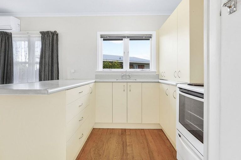 Photo of property in 27 Nevada Road, Silverdale, Hamilton, 3216