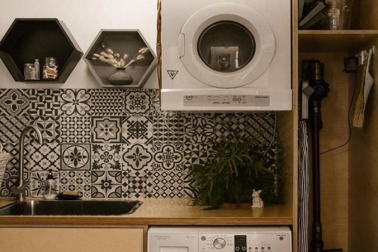 Photo of property in 36a Tasman Parade, Oakura, 4314