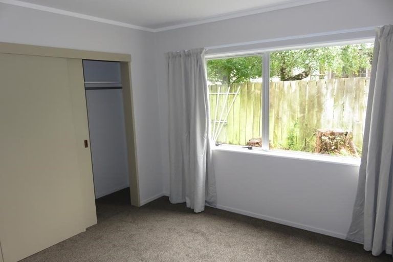 Photo of property in 4 Mallard Grove, Churton Park, Wellington, 6037
