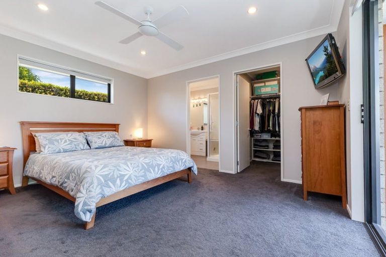 Photo of property in 23 Searle Drive, Patumahoe, Pukekohe, 2679