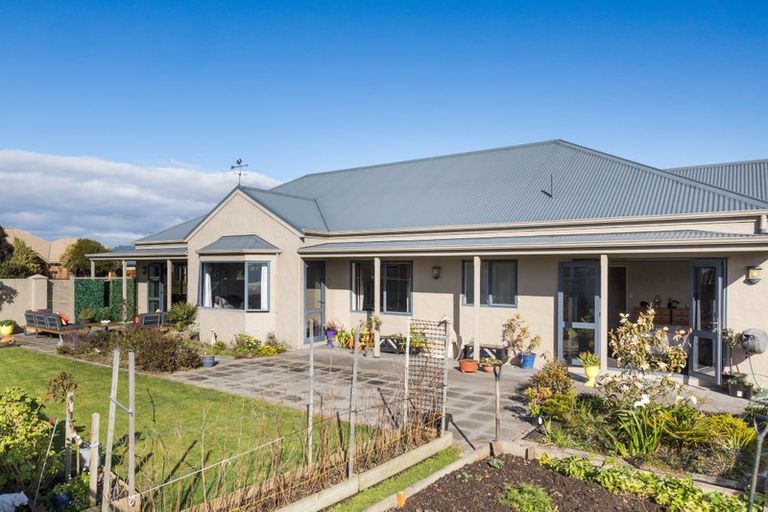 Photo of property in 29 Clearview Drive, Milson, Palmerston North, 4414