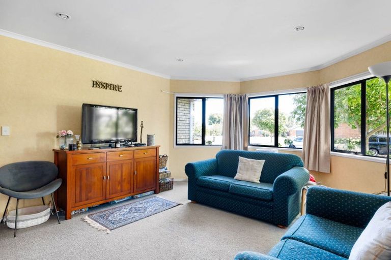 Photo of property in 10 Mckenzie Place, Rototuna North, Hamilton, 3210