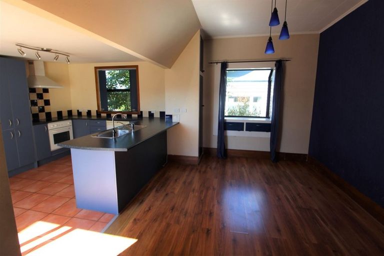 Photo of property in 28 Preston Street, West End, Timaru, 7910