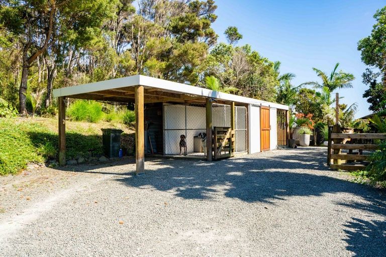 Photo of property in 562 Ocean View Road, Te Arai, Wellsford, 0975
