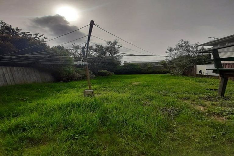 Photo of property in 1/26 Bayswater Avenue, Bayswater, Auckland, 0622