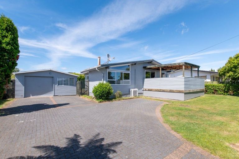 Photo of property in 33 Ward Avenue, Fenton Park, Rotorua, 3010