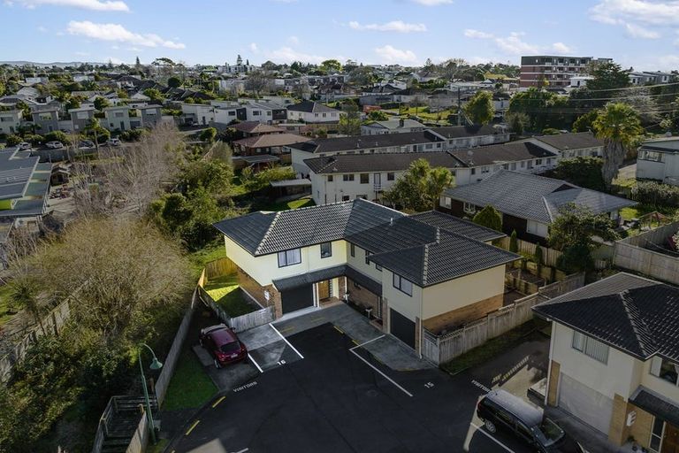 Photo of property in 16/2 Arawa Street, New Lynn, Auckland, 0600