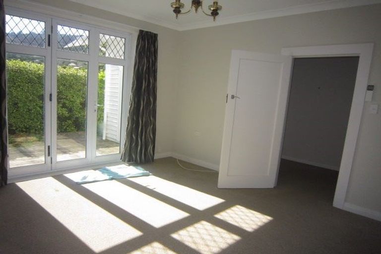 Photo of property in 56 Delhi Crescent, Khandallah, Wellington, 6035