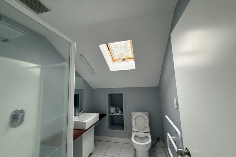 Photo of property in 32 Aliford Avenue, One Tree Hill, Auckland, 1061