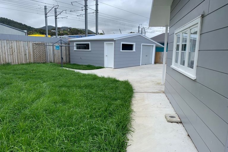 Photo of property in 60 Amohia Street, Paraparaumu, 5032
