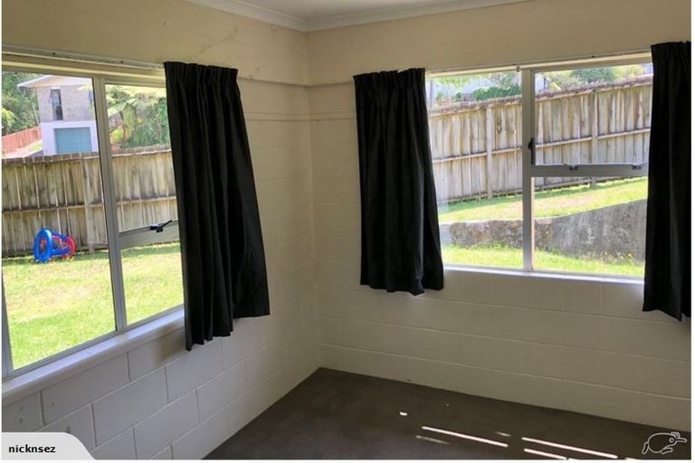 Photo of property in 235 Heta Road, Merrilands, New Plymouth, 4312