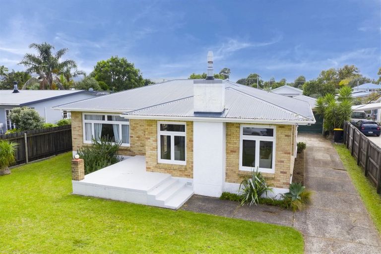 Photo of property in 19 South Highway East, Whitianga, 3510