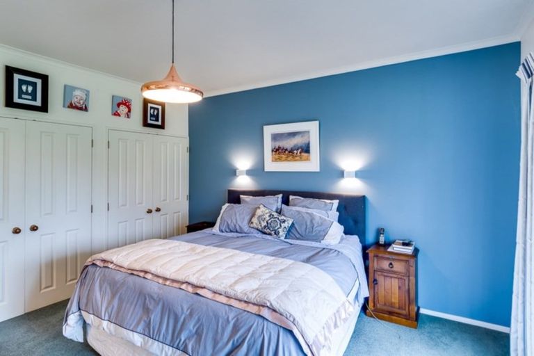 Photo of property in 2412 Kahuranaki Road, Elsthorpe, Havelock North, 4295