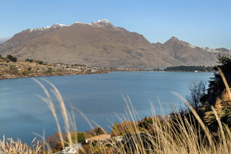 Photo of property in 10 Snowy Place, Frankton, 9300