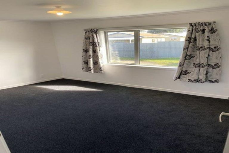 Photo of property in 10 Cornfoot Street, Castlecliff, Whanganui, 4501