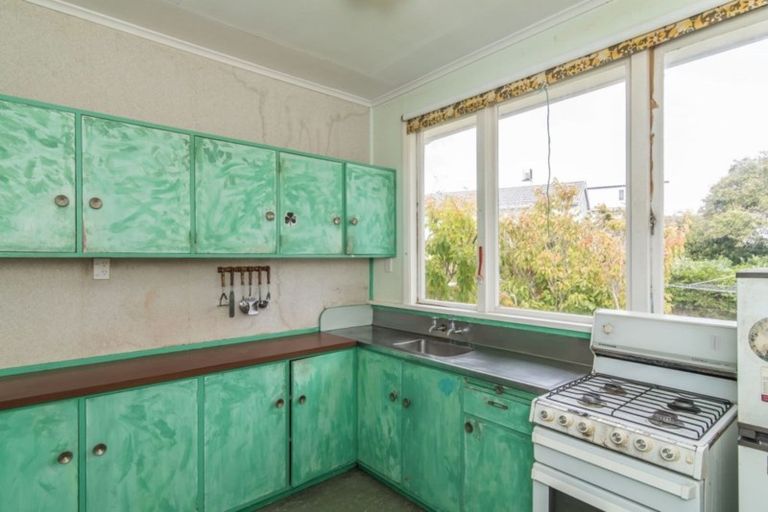 Photo of property in 19 Homebush Road, Khandallah, Wellington, 6035