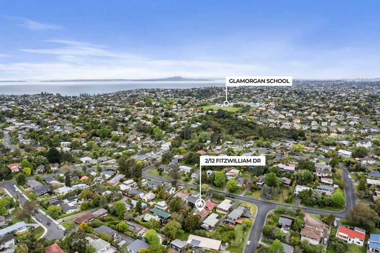 Photo of property in 2/12 Fitzwilliam Drive, Torbay, Auckland, 0630