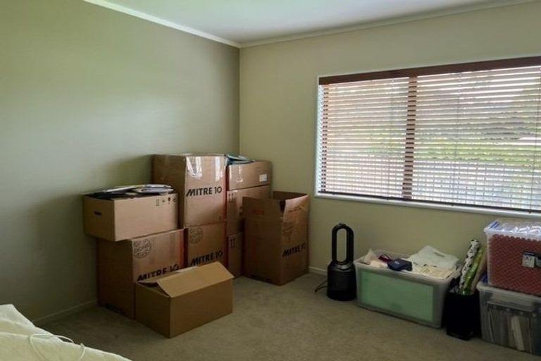 Photo of property in 3/77 Konini Road, Titirangi, Auckland, 0604