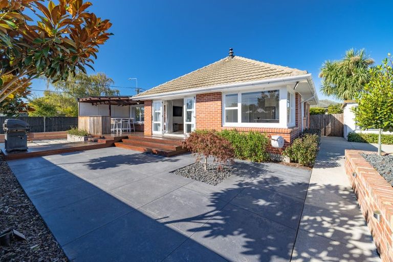 Photo of property in 2 Pembroke Street, Avondale, Christchurch, 8061