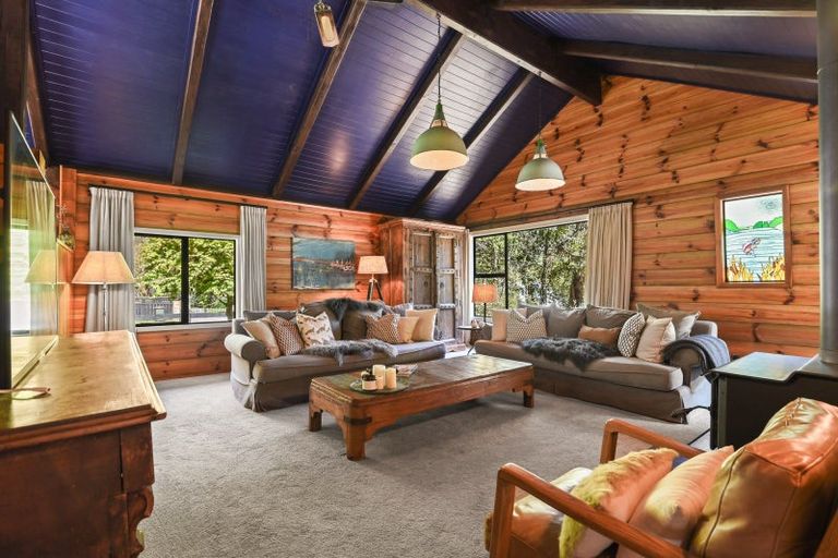 Photo of property in 16 Tombleson Road, Lake Rotoma, Rotorua, 3074