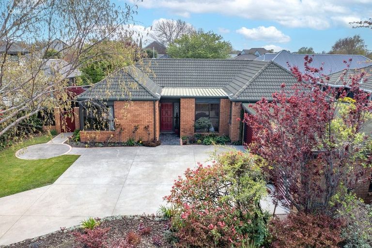 Photo of property in 8 Kedleston Drive, Avonhead, Christchurch, 8042