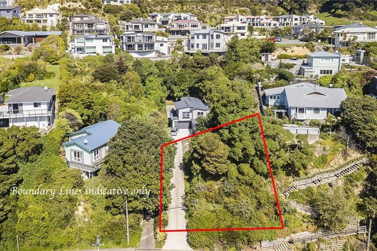 Photo of property in 18 Paremata Crescent, Paremata, Porirua, 5024