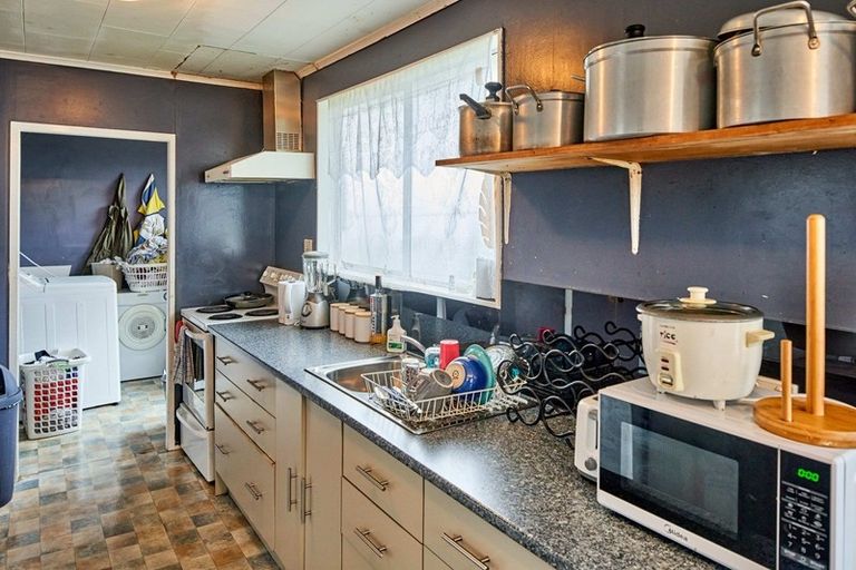 Photo of property in 29 Sombrero View, Ascot Park, Porirua, 5024