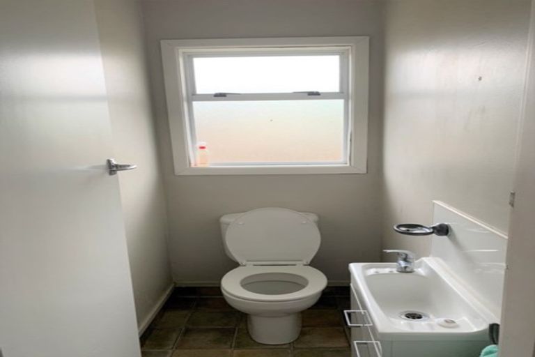 Photo of property in 215 Fox Street, Hamilton East, Hamilton, 3216