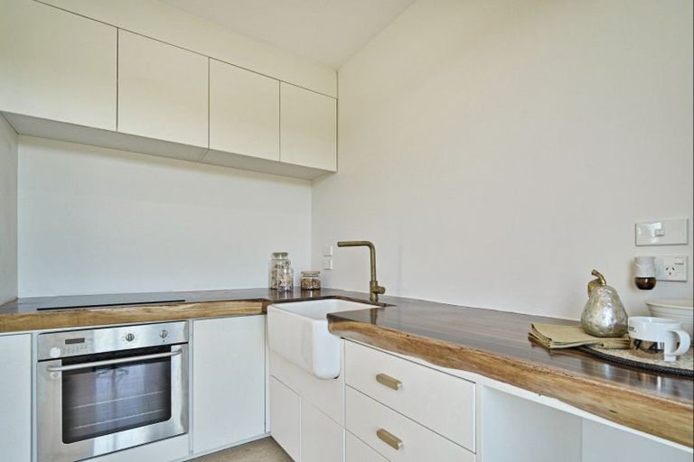 Photo of property in 165 School Road, Clive, 4102