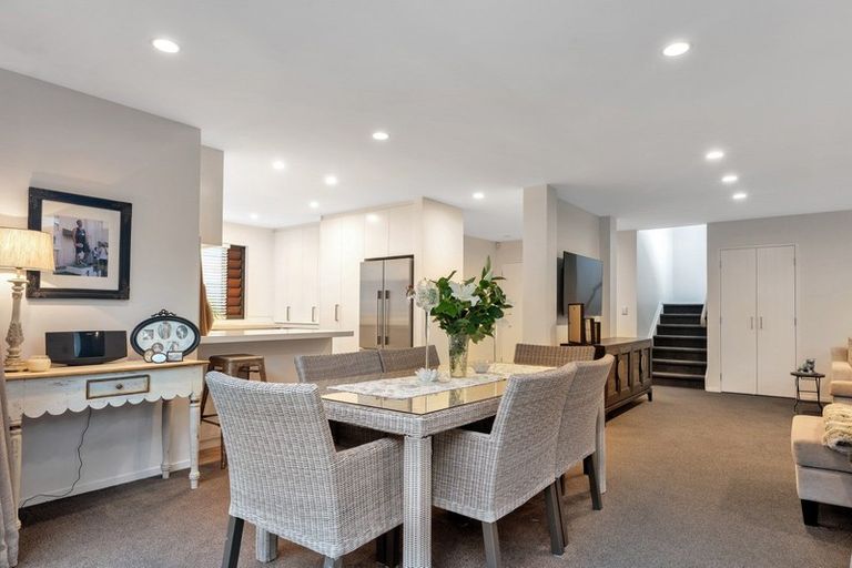 Photo of property in 192 Ridge Road, Howick, Auckland, 2014