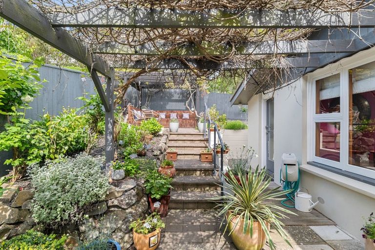 Photo of property in 1/15 Karitane Drive, Cashmere, Christchurch, 8022