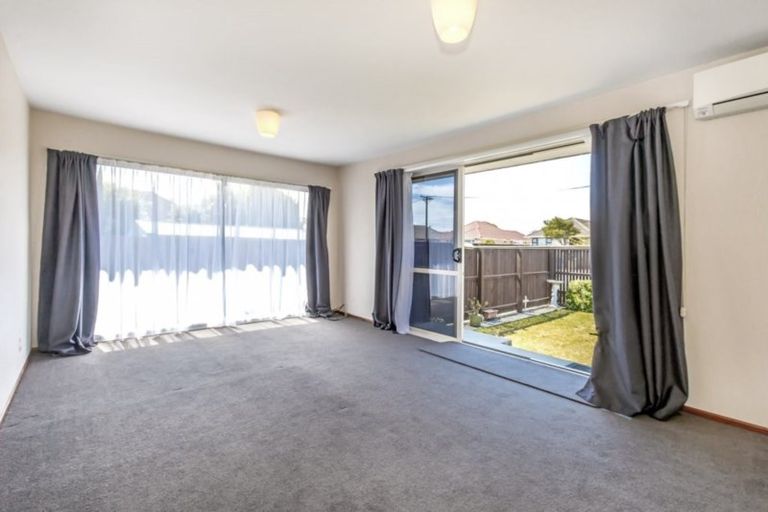 Photo of property in 1/66 Estuary Road, New Brighton, Christchurch, 8061