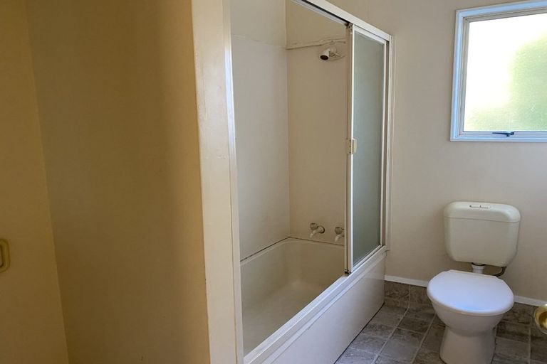 Photo of property in 2/78 Carlisle Road, Browns Bay, Auckland, 0632