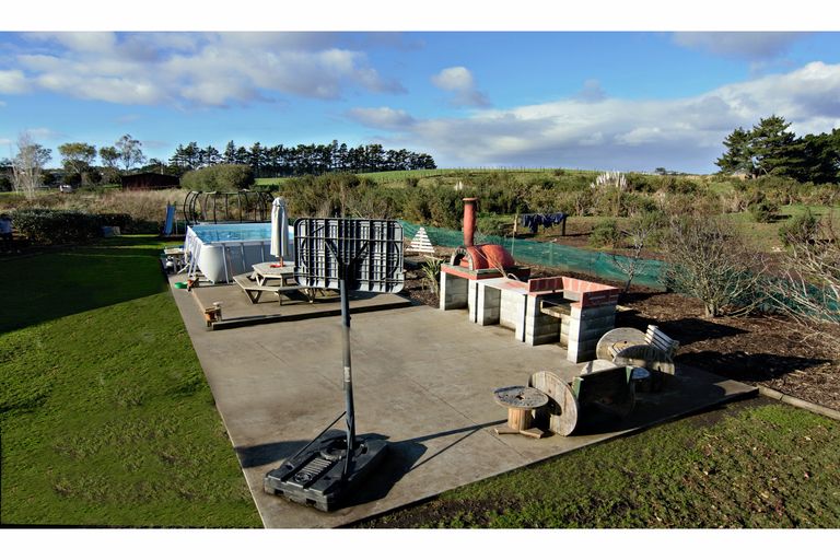 Photo of property in 25 Jenny Lane, Waiuku, 2123