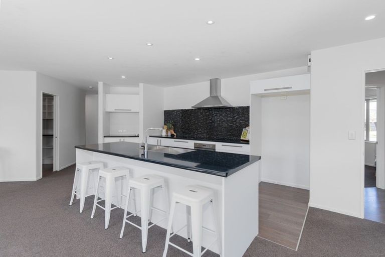 Photo of property in 37 Dunlops Crescent, Bottle Lake, Christchurch, 8083