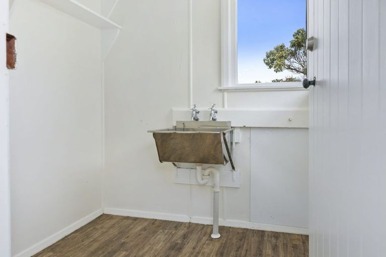 Photo of property in 73 Warspite Avenue, Cannons Creek, Porirua, 5024