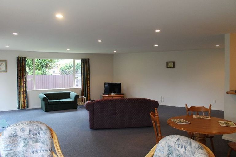 Photo of property in 51 Appleby Crescent, Burnside, Christchurch, 8053