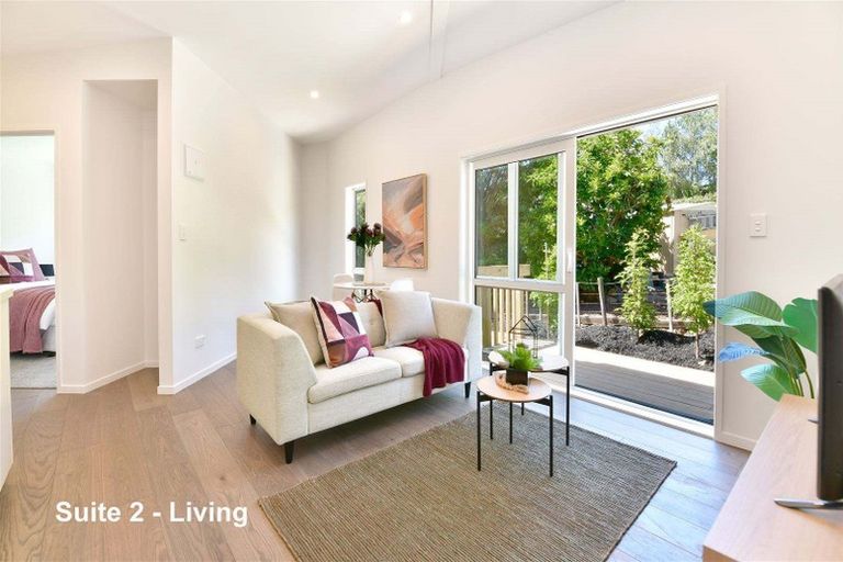 Photo of property in 299 Whangaparaoa Road, Red Beach, 0932