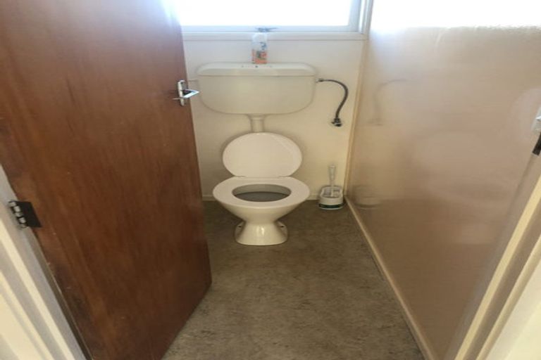 Photo of property in 10 Stanley Avenue, Milford, Auckland, 0620