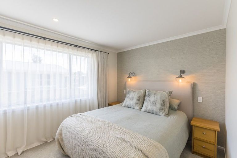 Photo of property in 77 Gray Avenue, Paraparaumu Beach, Paraparaumu, 5032