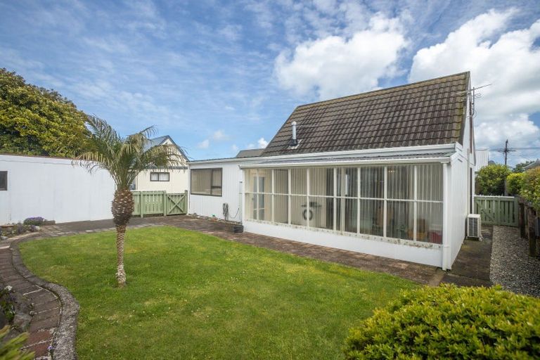 Photo of property in 3/32 Cowling Road, Hurdon, New Plymouth, 4310