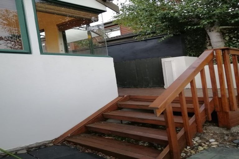 Photo of property in 19 Grammar School Road, Pakuranga, Auckland, 2010
