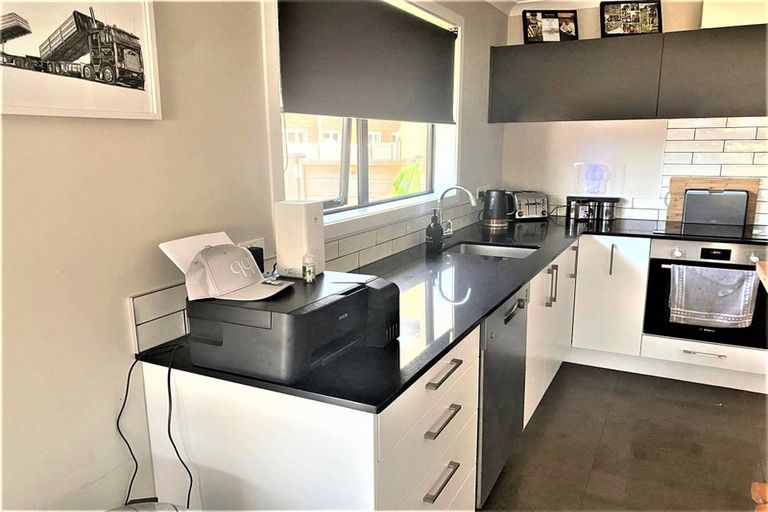 Photo of property in 5 Manchester Street, Levin, 5510