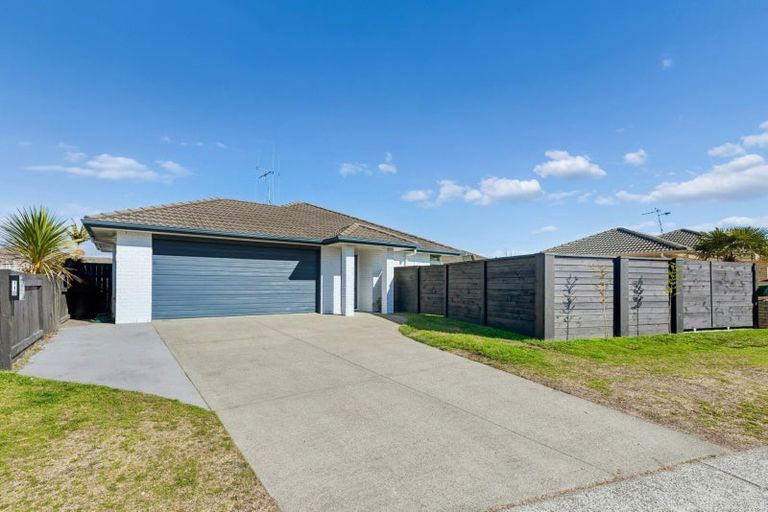 Photo of property in 710 Gloucester Road, Papamoa Beach, Papamoa, 3118